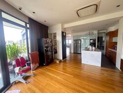 Grange Road (D10), Condominium #509650051